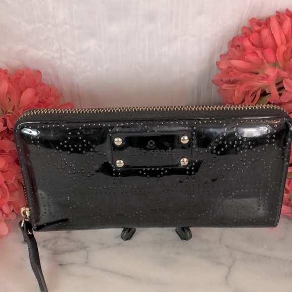kate spade Handbags - KATE SPADE black patent leather polka dot zip around accordion wallet wristlet
